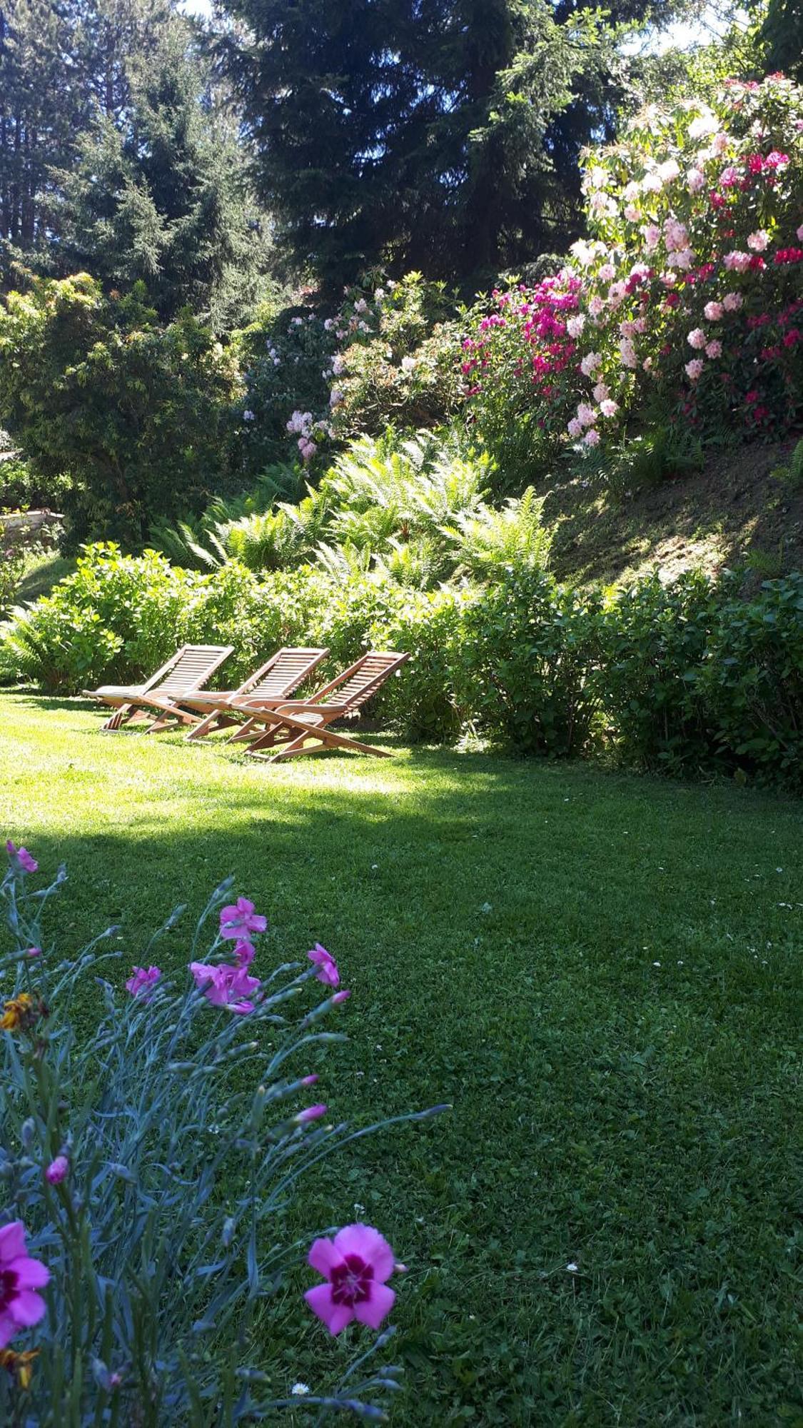 Un Jardin Secret Bed and Breakfast Yzeron Buitenkant foto