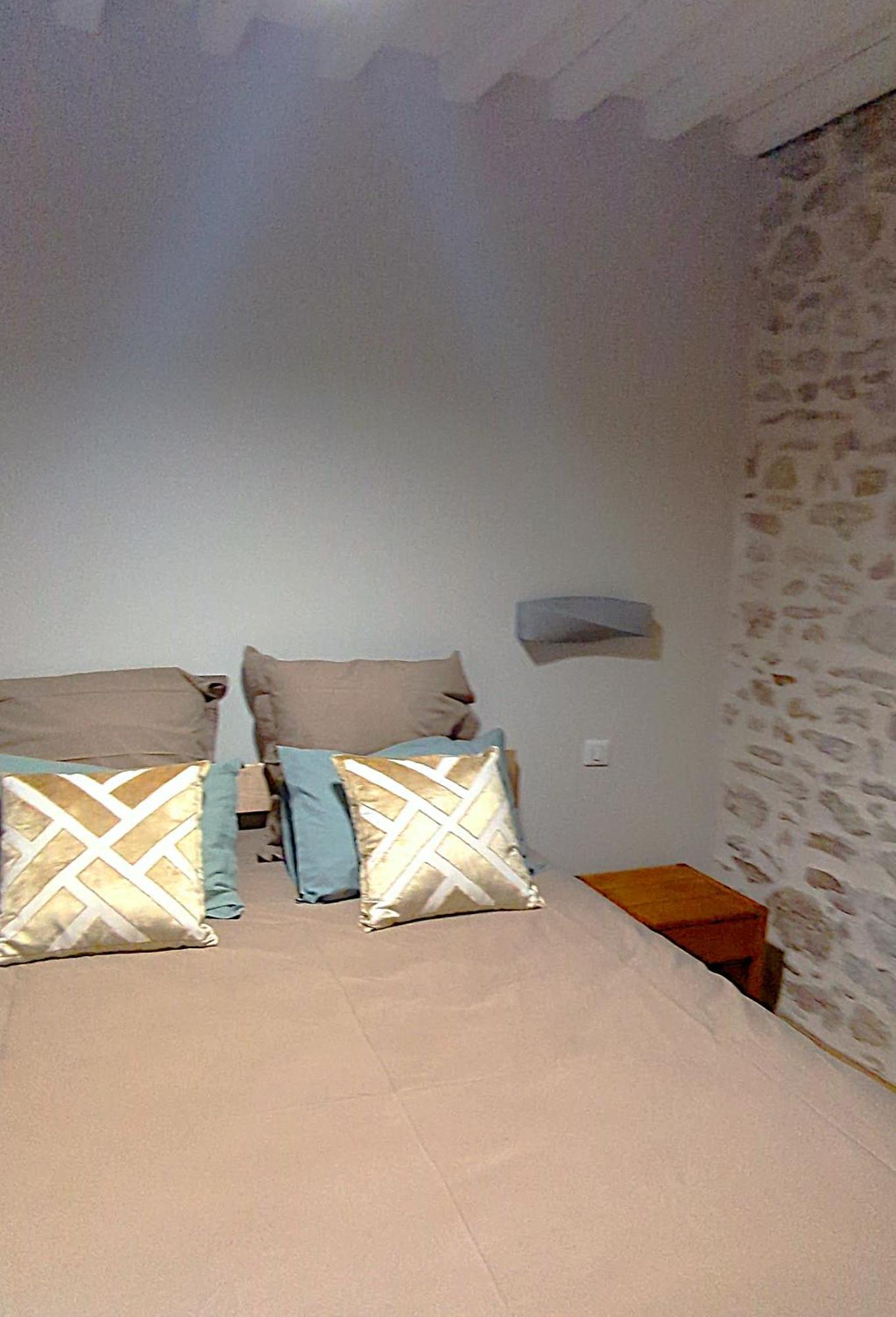 Un Jardin Secret Bed and Breakfast Yzeron Buitenkant foto
