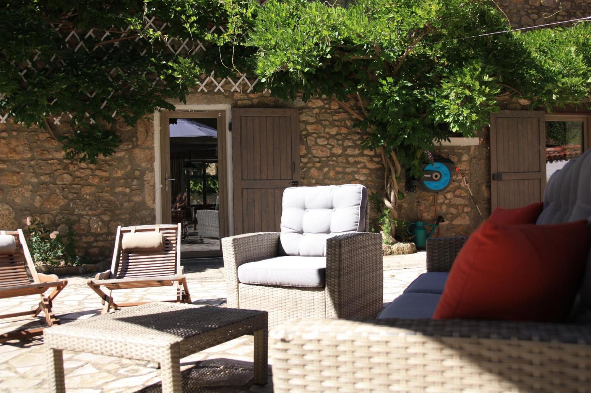 Un Jardin Secret Bed and Breakfast Yzeron Buitenkant foto